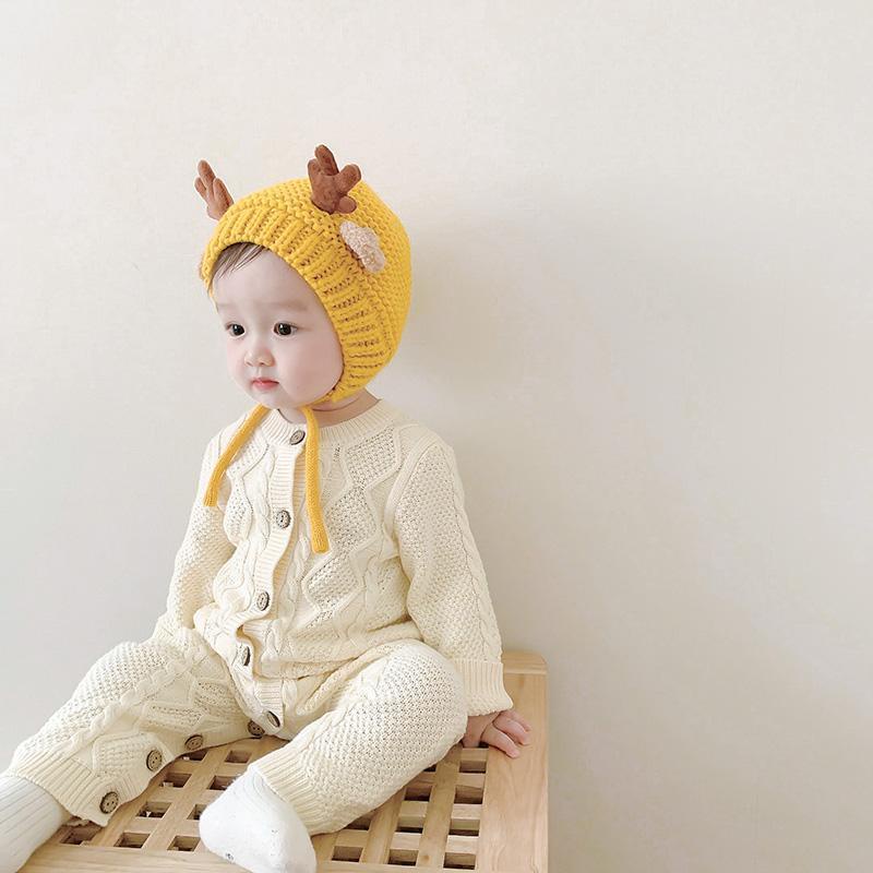 Mũ len dệt kim dày dặn phối sừng tuần lộc dễ thương thời trang mùa đông phong cách Giáng Sinh dành cho bé trai bé gái