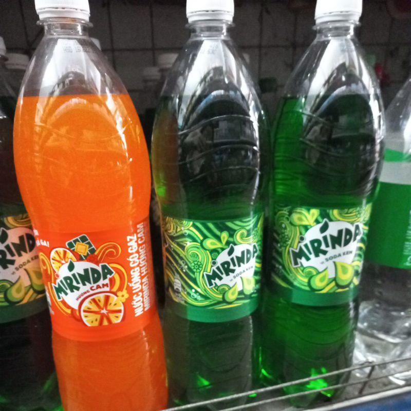 Nước Mirinda hương cam, soda kem 1,5 lít