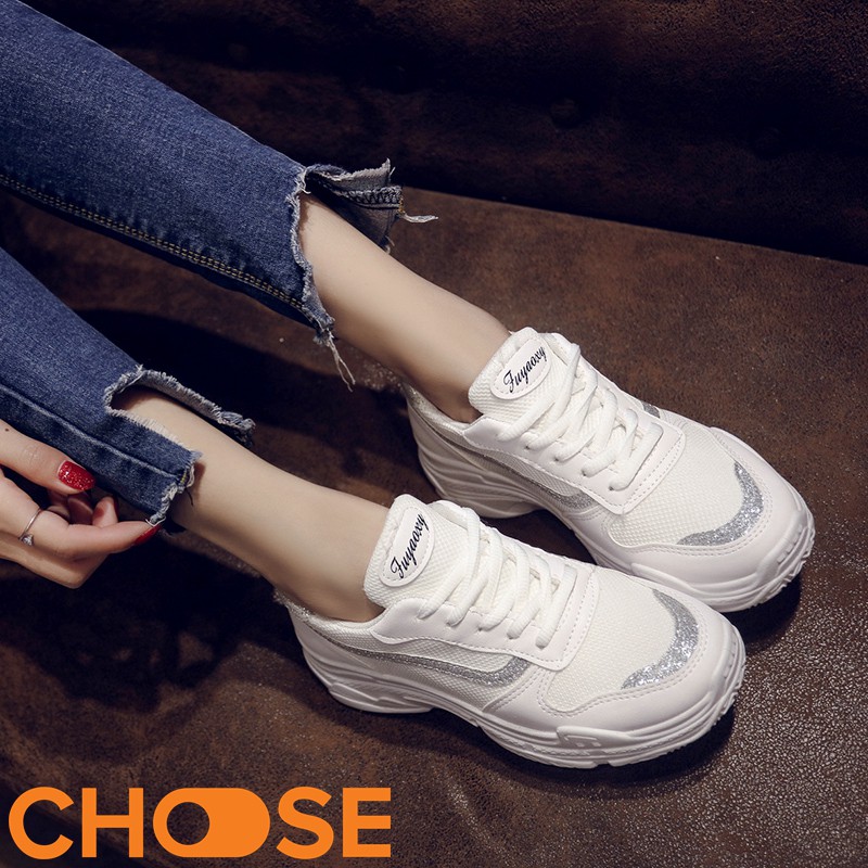 Giày Nữ Sneaker Choose Độn Đế Màu Trắng Mẫu Mới Mùa Hè Phối Viền Phong Cách Mới G29K7