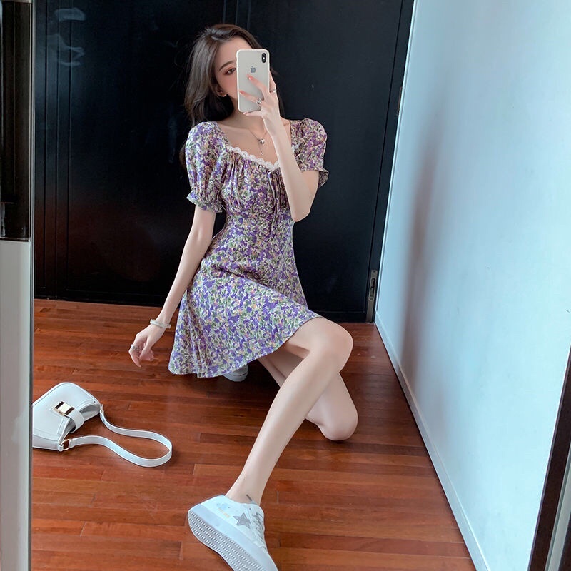 Đầm voan lua hoa nhí cổ vuông phối viền ren tiểu thư