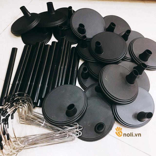 Chân đế giữ búp bê