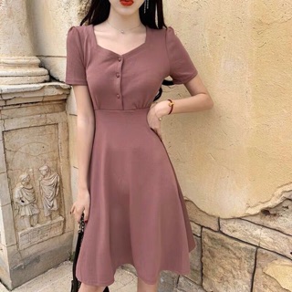 Váy xoè eo cúc ngực