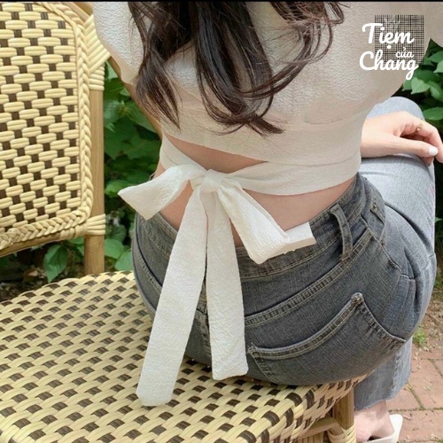 Áo croptop trắng cột nơ GA01