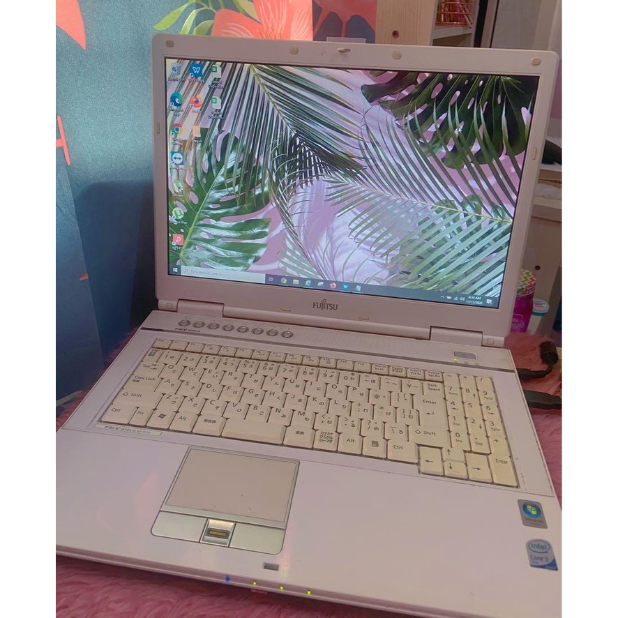 LAPTOP FUJITSU FMV NF/B70, XÁCH TAY NHẬT BẢN, 15 INCH HD, BÀN PHÍM ANH-NHẬT