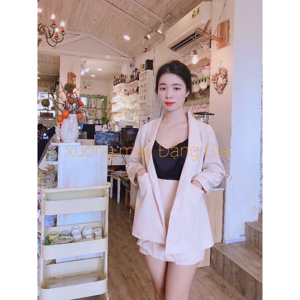 (Hình shop tự chụp)bộ vest kem sang chảnh, set vest công sở xinh xắn, áo blaza và quần váy năng động