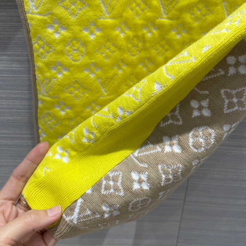 Áo ngắn tay dệt kim mẫu mới xuân hè 2022 logo nổi thương hiệu Louis Vuitton LV cao cấp phối 3 màu trẻ trung thời trang