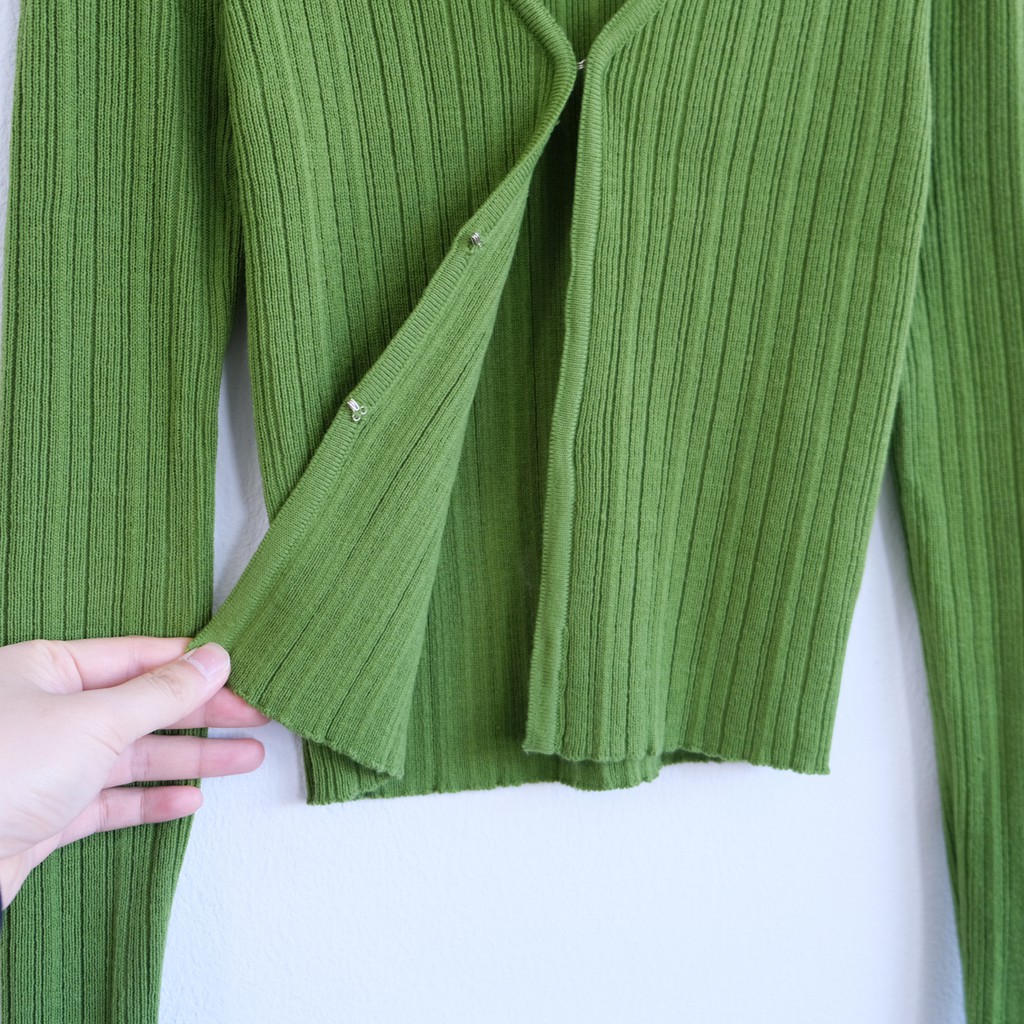 [gwilee] front hook slim cardigan - Áo khoác len Hàn Quốc | BigBuy360 - bigbuy360.vn