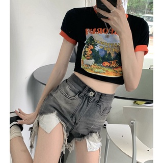 Áo Thun Nữ Cổ Tròn Dáng Ôm