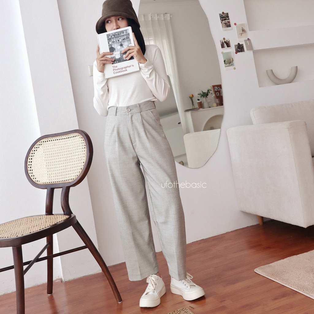 Quần ống rộng dáng suông lửng – Basic Trousers – ufo.thebasic