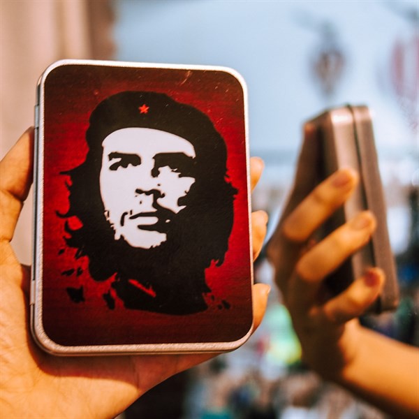 Hộp thiếc đựng đồ Vintage Box - Chev Guevara 3