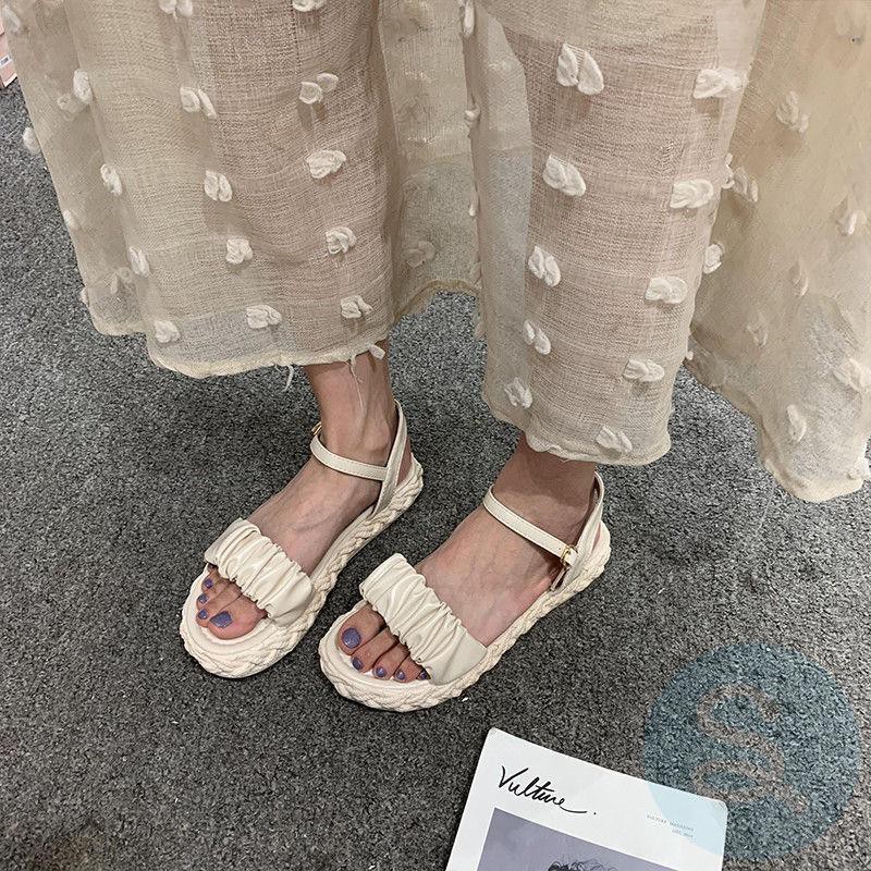 ∈∋Net celebrity sandals female super hot work days small fresh and simple high-end sense of summer shoes fairy wind sweet seaside