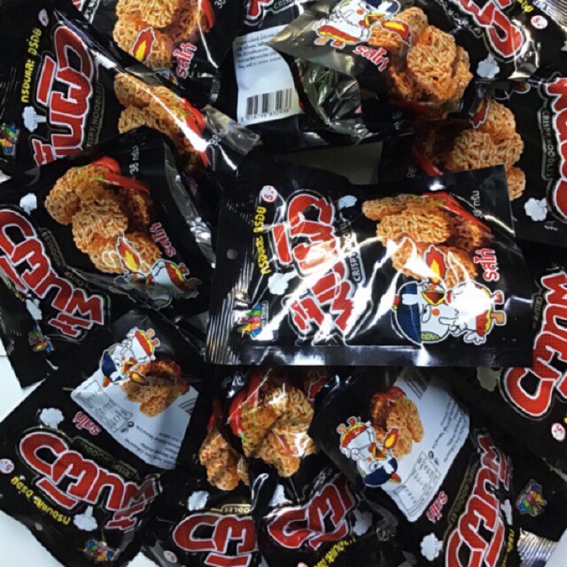 Bịt 12 gói mỳ cay hay mì rong biển ăn vặt (thái lan )