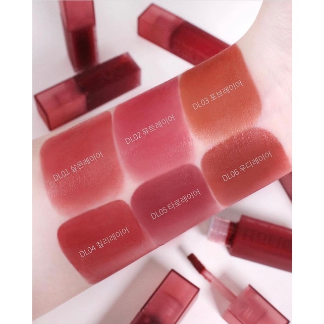 Son Black Rouge Double Layer Over Velvet