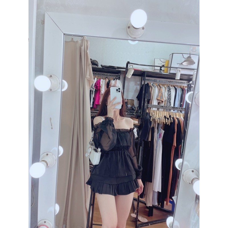 Áo trễ vai voan kính