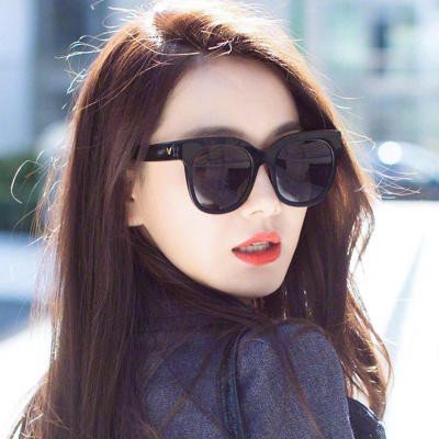 MKM056 👑 KÍNH CHỮ V NHIỀU MÀU CỰC ĐẸP | BigBuy360 - bigbuy360.vn