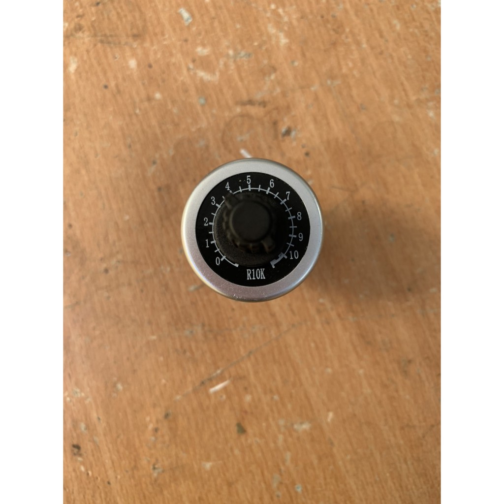 Chiết áp fi 22 xoay có sẵn chia vạch LA42Dwq 22    10k