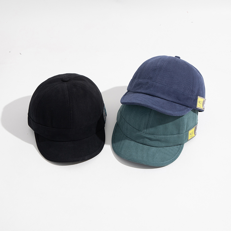 Mũ lưỡi trai màu đơn giản phong cách Hàn quốc