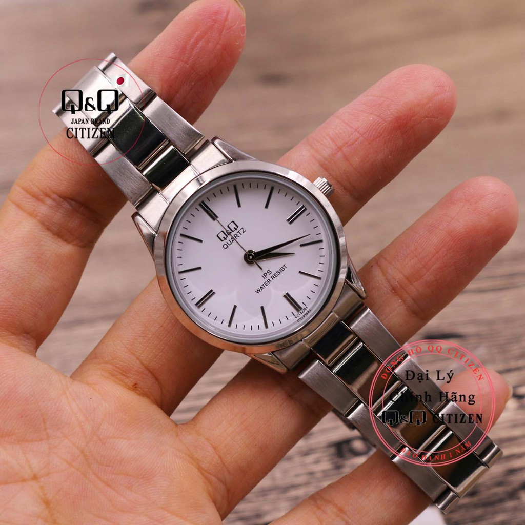 Mặc gì đẹp: Đúng giờ với Đồng hồ nữ Q&Q Citizen C215J dây sắt thương hiệu Nhật Bản