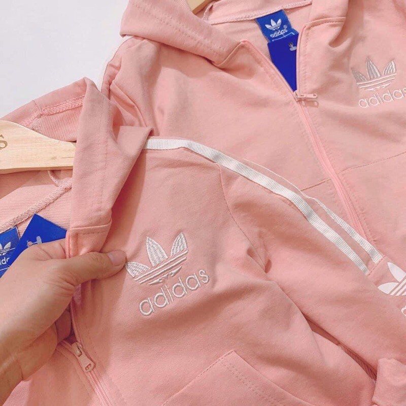 Bộ Adidas bé gái