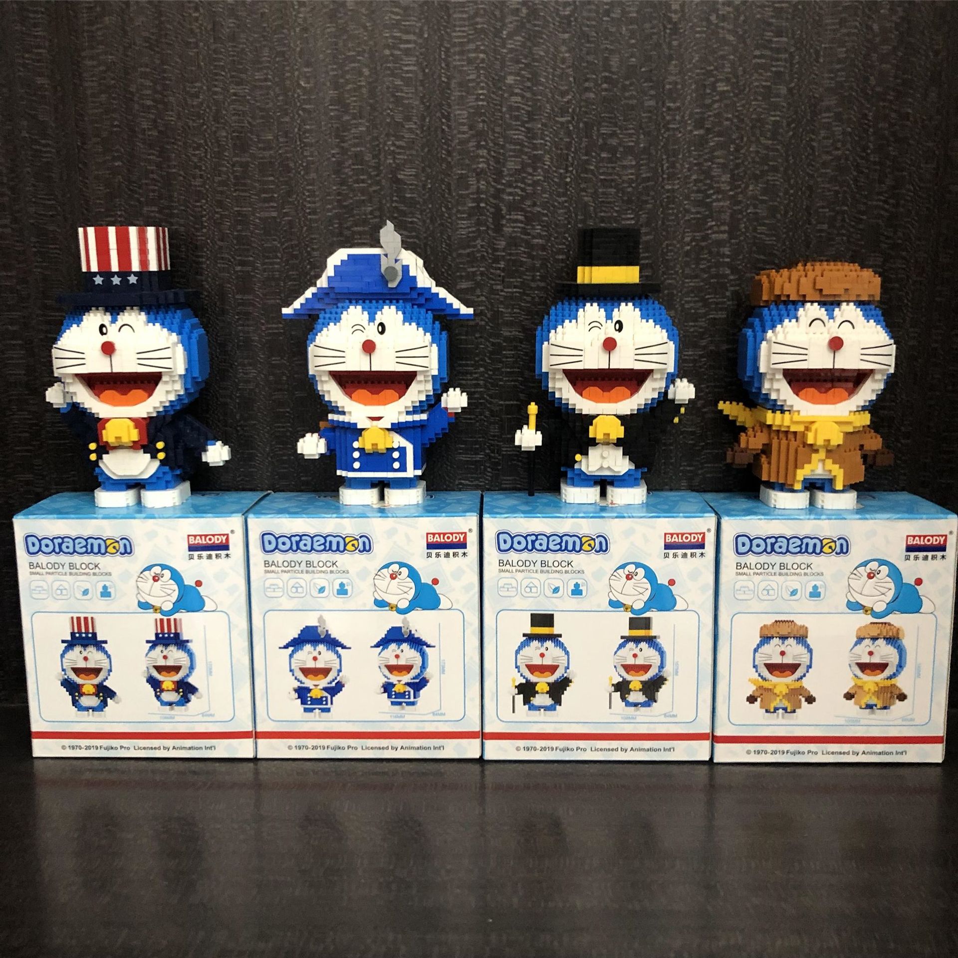 Doraemon Building Block Toys 3D Model DIY Micro Diamond Building Blocks Assembly Toy Compatible With Lego For Kids Gift