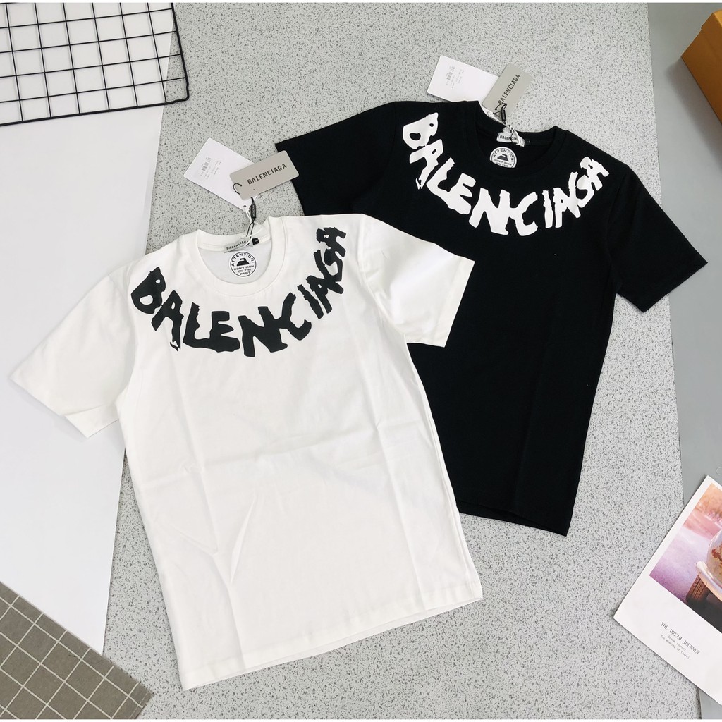 Áo thun Balencia viền chữ cổ nam-nữ ,chất cotton thấm hút mồ hôi cao cấp
