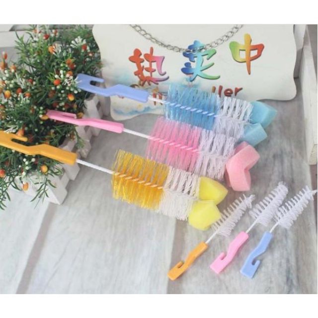 Dụng cụ cọ bình sữa và núm ti đa năng