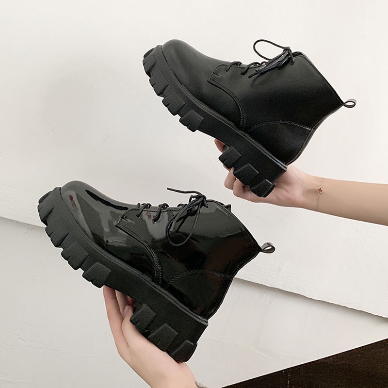 Bốt nữ cổ lửng đẹp, boot nữ thời trang cao cấp giá rẻ MAKKI SHOP TD406
