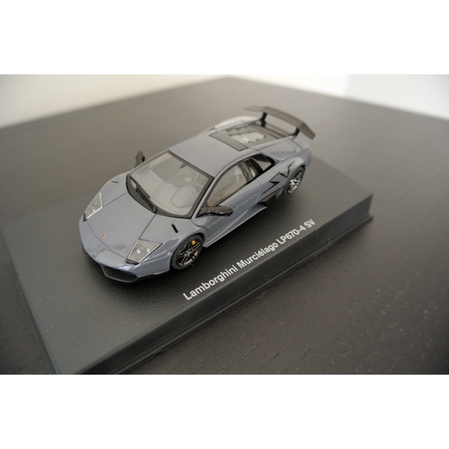 AUTOart Lamborghini Murcielago LP670-4 SV tỷ lệ 1:43 (2nd)