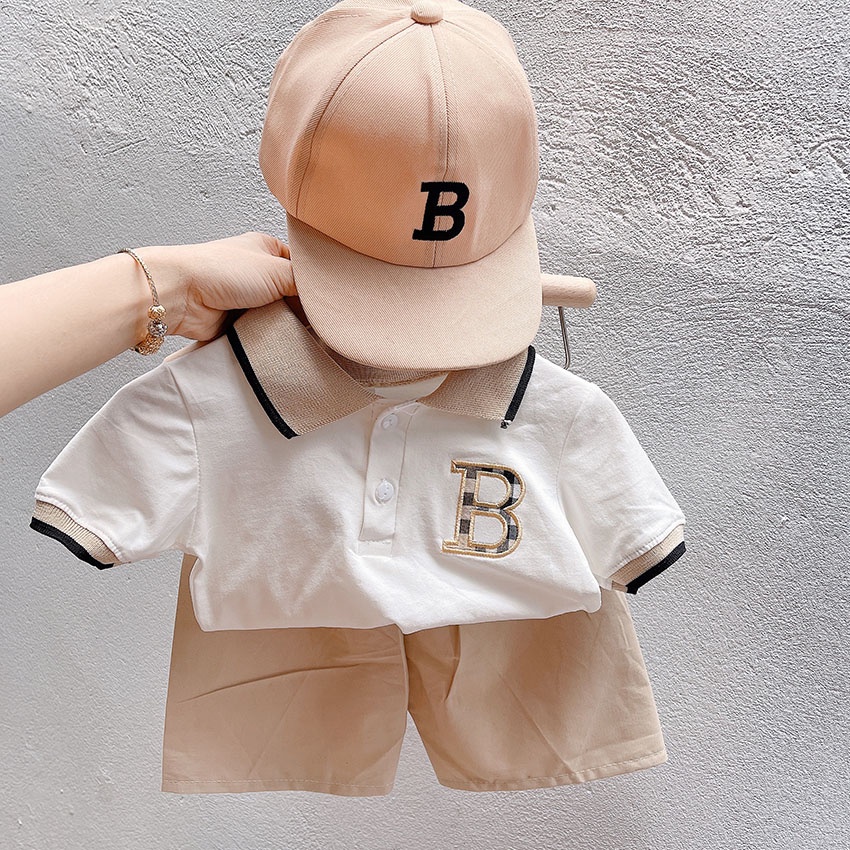 SET QUẦN ÁO POLO CỘC TAY CHO BÉ TRAI - CHUẨN COTTON , BURBERRY, QUẦN KAKI, KÈM MŨ, MỀM MẠI CO GIÃN SIZE 7-19KG[CT65]