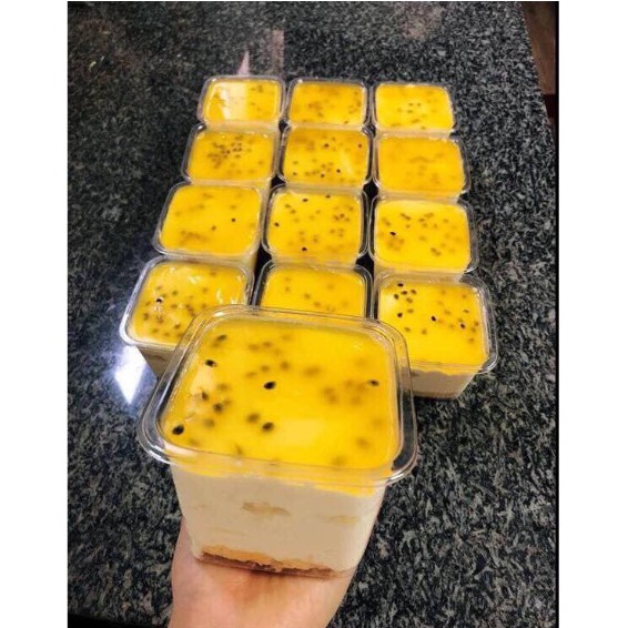 Hộp nhựa Mousse Vuông B10-8