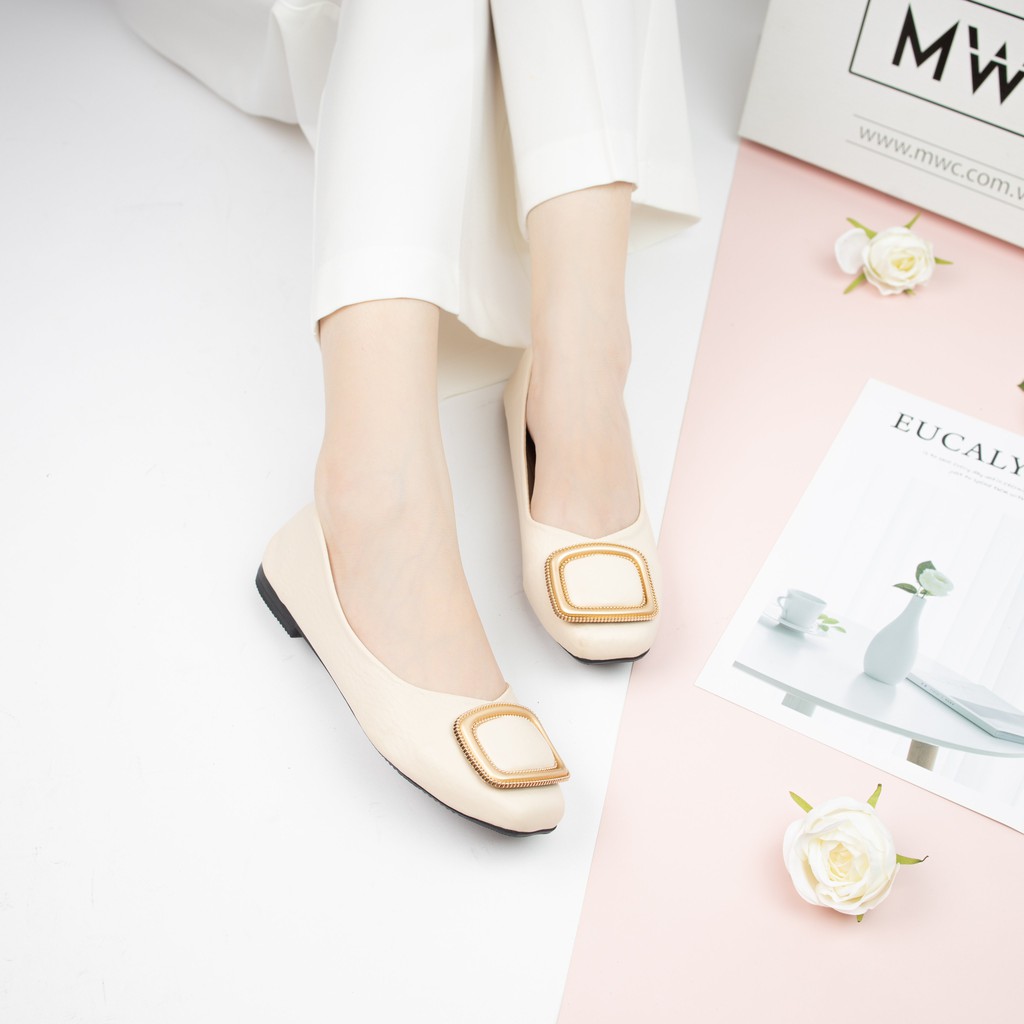[Mã FATHANG5 giảm 10K đơn 50K] Giày búp bê nữ đính khóa MWC NUBB- 2182 | BigBuy360 - bigbuy360.vn