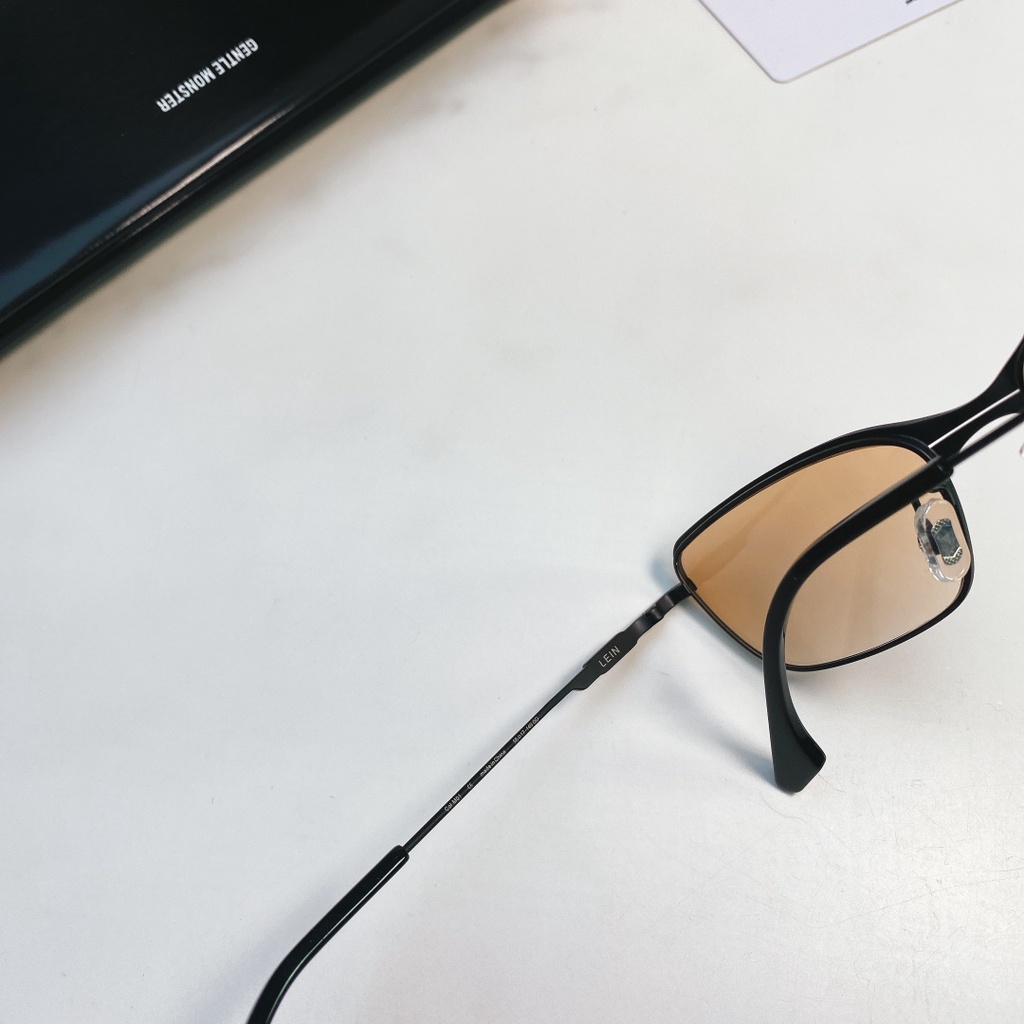 Kính Mát Hình Chữ Nhật Gọng Kim Loại Màu Bạc Mới Lein 02-2022