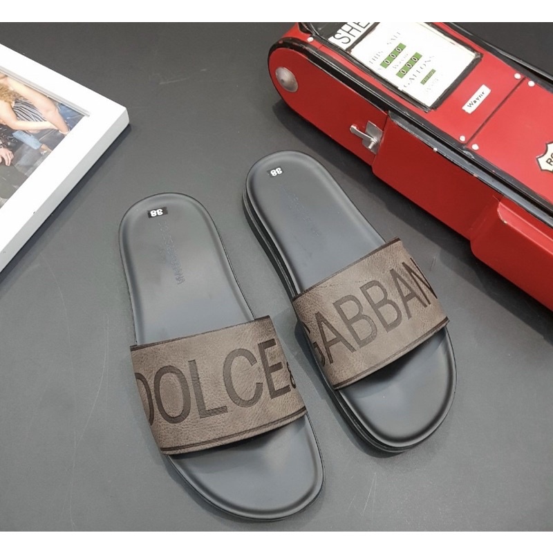 Dép da nam quai ngang có hoạ tiết in vân chìm cổ điển mã DG 1, Dép thời trang phong cách trẻ trung btshop từ 38 đến 42