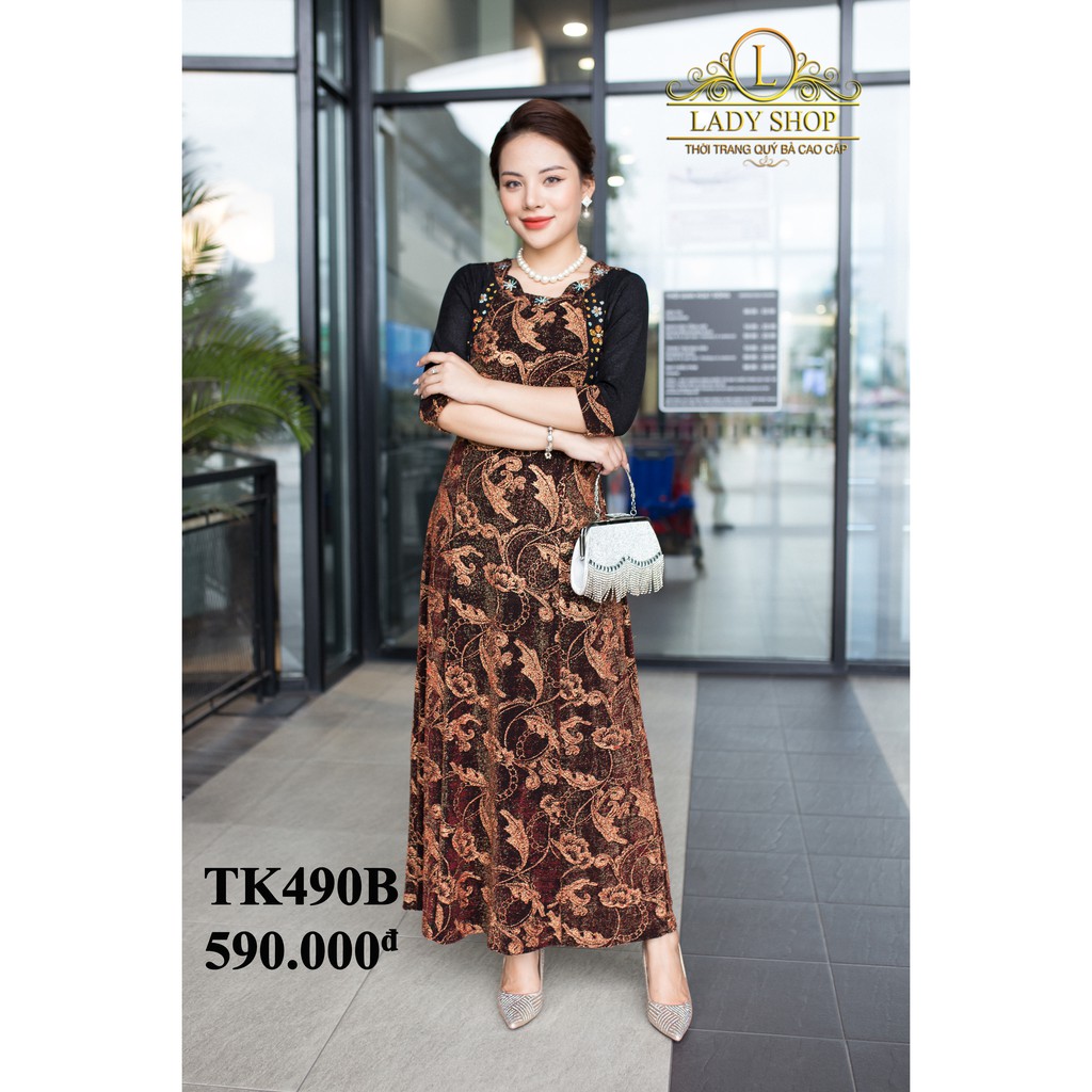 VÁY TRUNG NIÊN - ĐẦM TRUNG NIÊN CAO CẤP - THỜI TRANG TRUNG NIÊN - LADYSHOP - Maxi nhũ sườn đen cành hoa đỏ đính đá TK490 | BigBuy360 - bigbuy360.vn