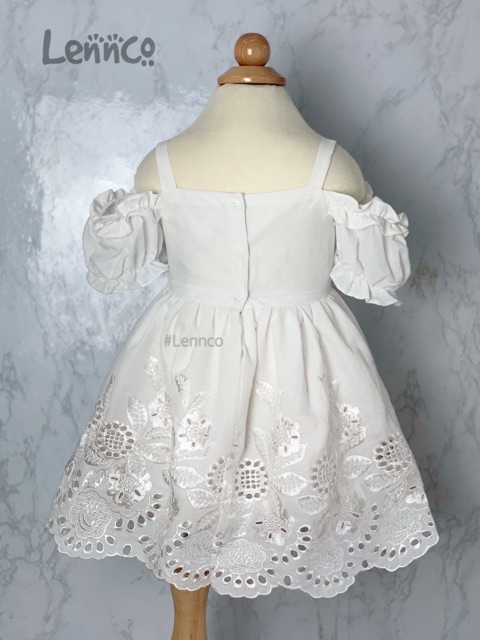 Váy trắng chân ren trễ vai bé gái Lennco