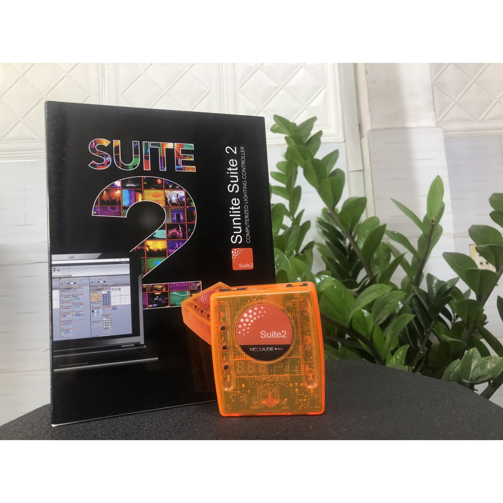 Card  Sunlite Suite 2 FC+ điều khiển ánh sáng
