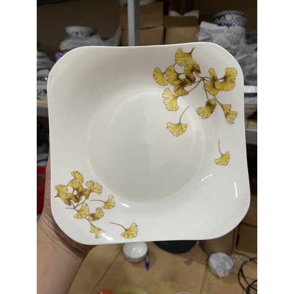 Bộ bát đĩa BÁT TRÀNG hoa vàng gồm 14 chi tiết,men sáng,hoạ tiết sắc nét,hộp đẹp,dùng được lò vi sóng và máy rửa bát