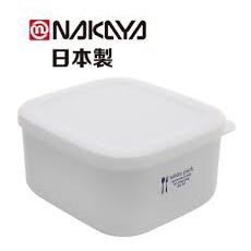 Hộp đựng thực phẩm vuông White Pack 700ml của Nhật nhựa PP cao cấp, kết hợp hoạt chất CEM-Bio kháng khuẩn an toàn