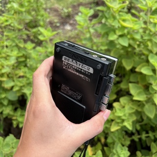Máy nghe nhạc băng cassette Sony