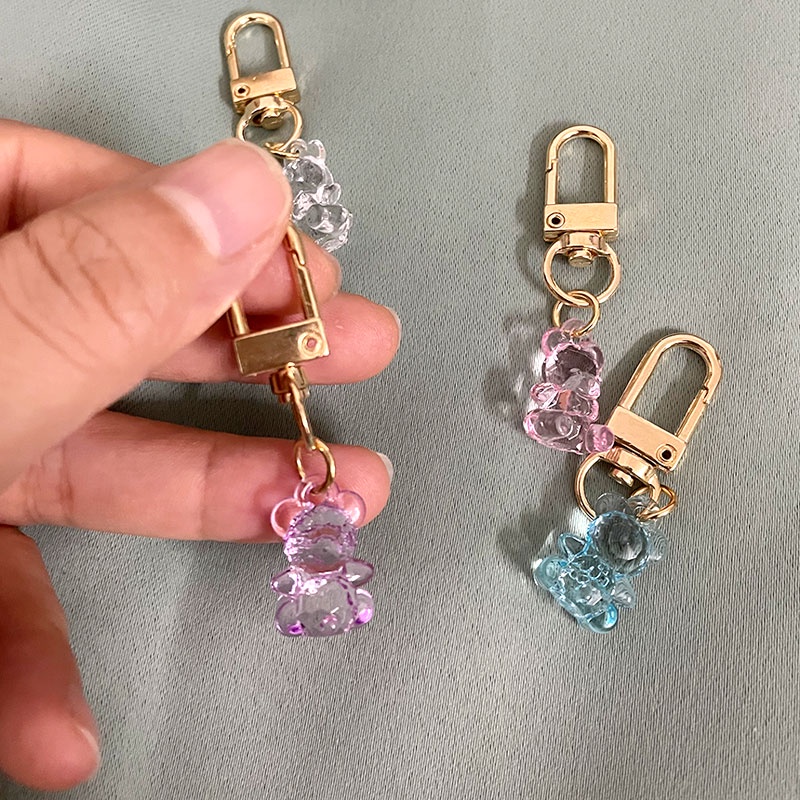 Móc Khóa Gắn Vỏ Bảo Vệ Hộp Sạc Tai Nghe Airpods Trong Suốt Hình Gấu Dễ Thương