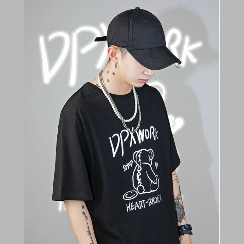 Áo thun trắng in hình gấu phản quang 2 màu vải cotton mềm mịn | BigBuy360 - bigbuy360.vn