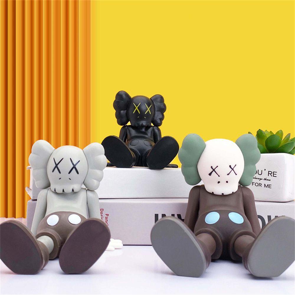 Mô Hình Nhân Vật Kaws Trang Trí Xe Hơi