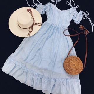 Đầm maxi xanh nhẹ
