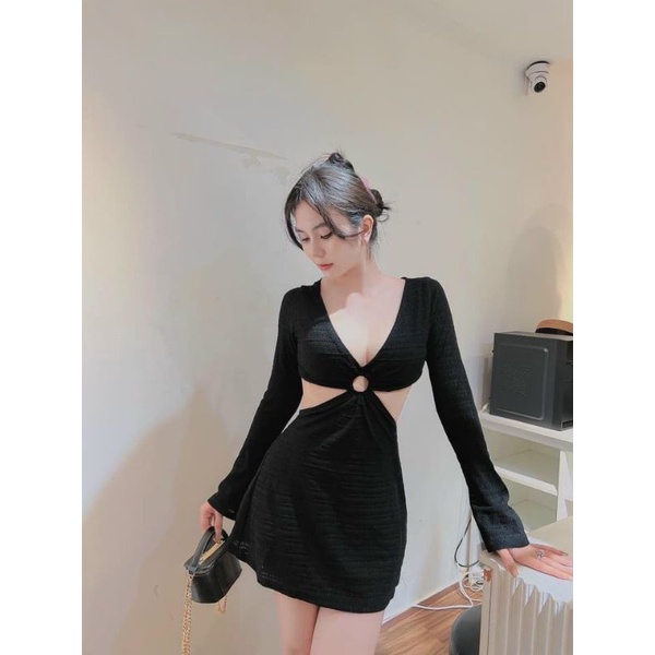 Đầm Body Tay Dài, Dáng Ôm Cut Out Khoen Ngực D085