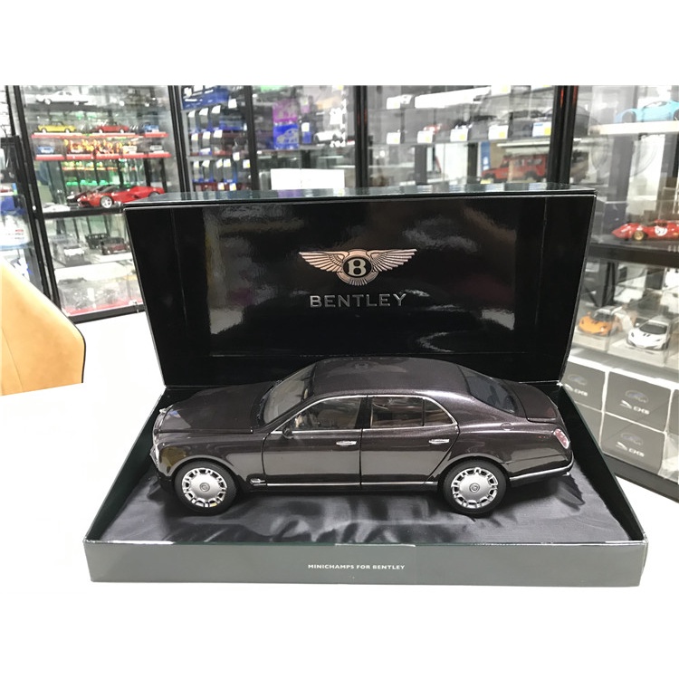 Đồ chơi cho bé trẻ em figure mô hình trang trí trưng bày decor bàn làm việc cao cấp giá rẻ xe hơi oto bentley màu đen V7