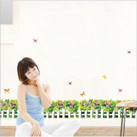 Decal dán chân tường hoa hồng tỉ muội