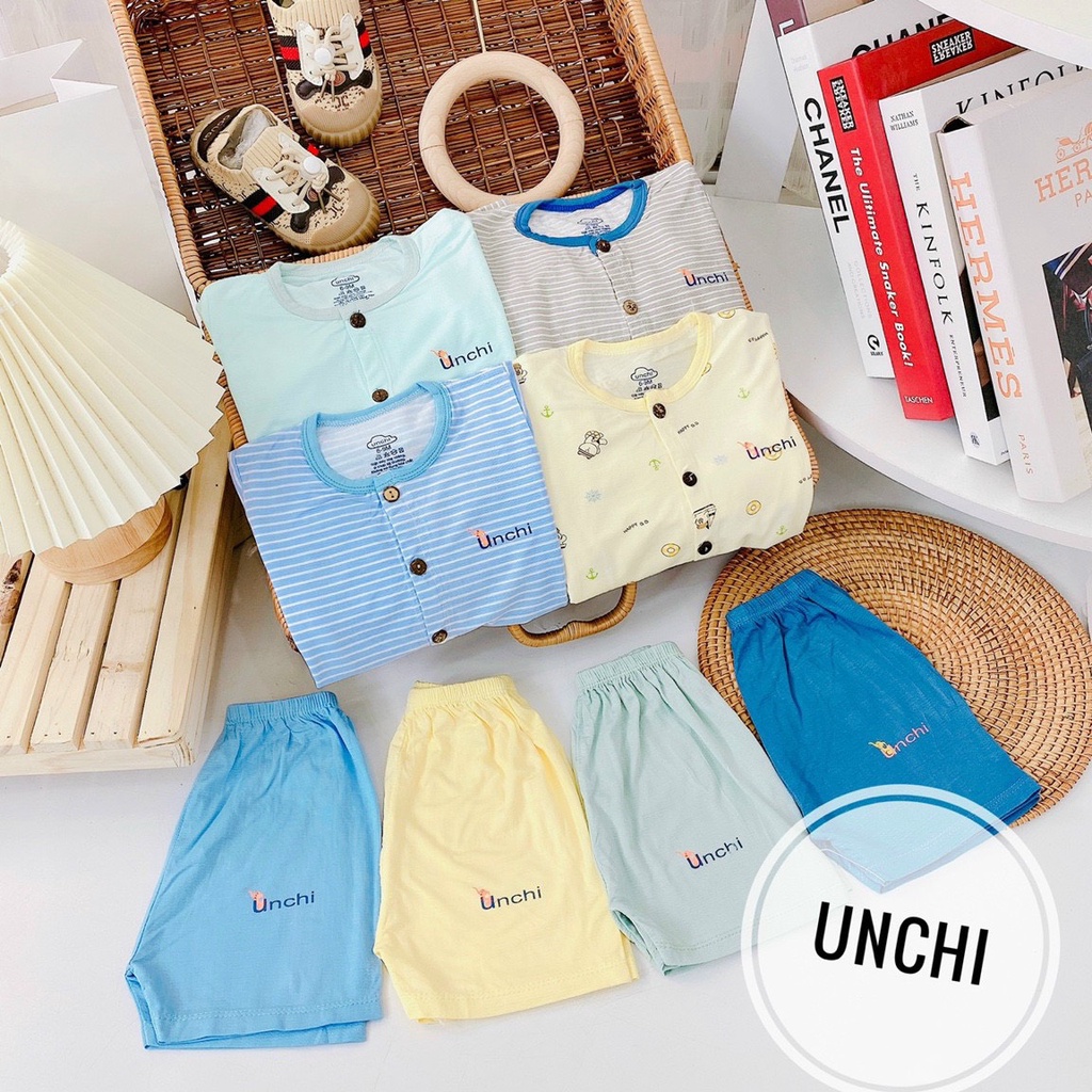 Bộ Unchi Sơ Sinh Cúc Giữa Chất Cotton Gỗ Sồi Cao Cấp Thấm Hút Cho Bé | QATE252