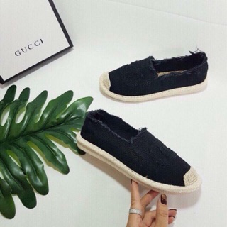 Giày slip on nữ đế cói