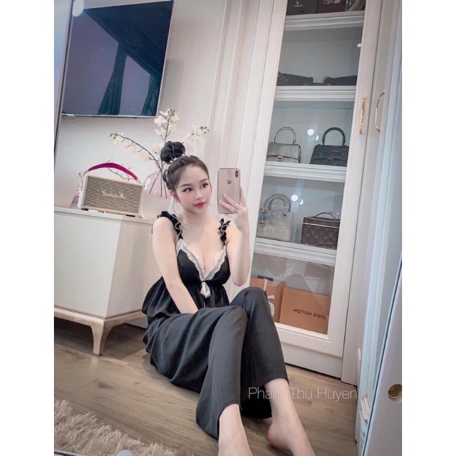 Bộ Lụa 2 Dây Bèo có mút ngực Cực Đẹp 40-65kg vừa