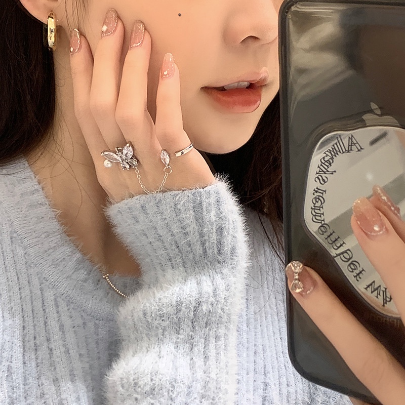 Nhẫn Hình Bướm Đính Đá Ngọc Trai Phối Tua Rua Độc Đáo Thời Trang